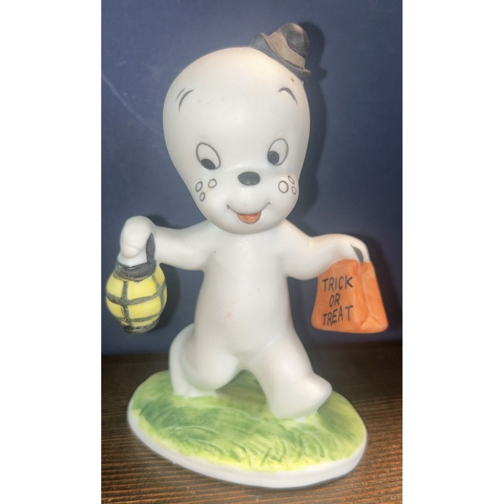 Vintage 1986 Casper the Friendly Ghost Halloween Figurine Trick or Treat Lantern